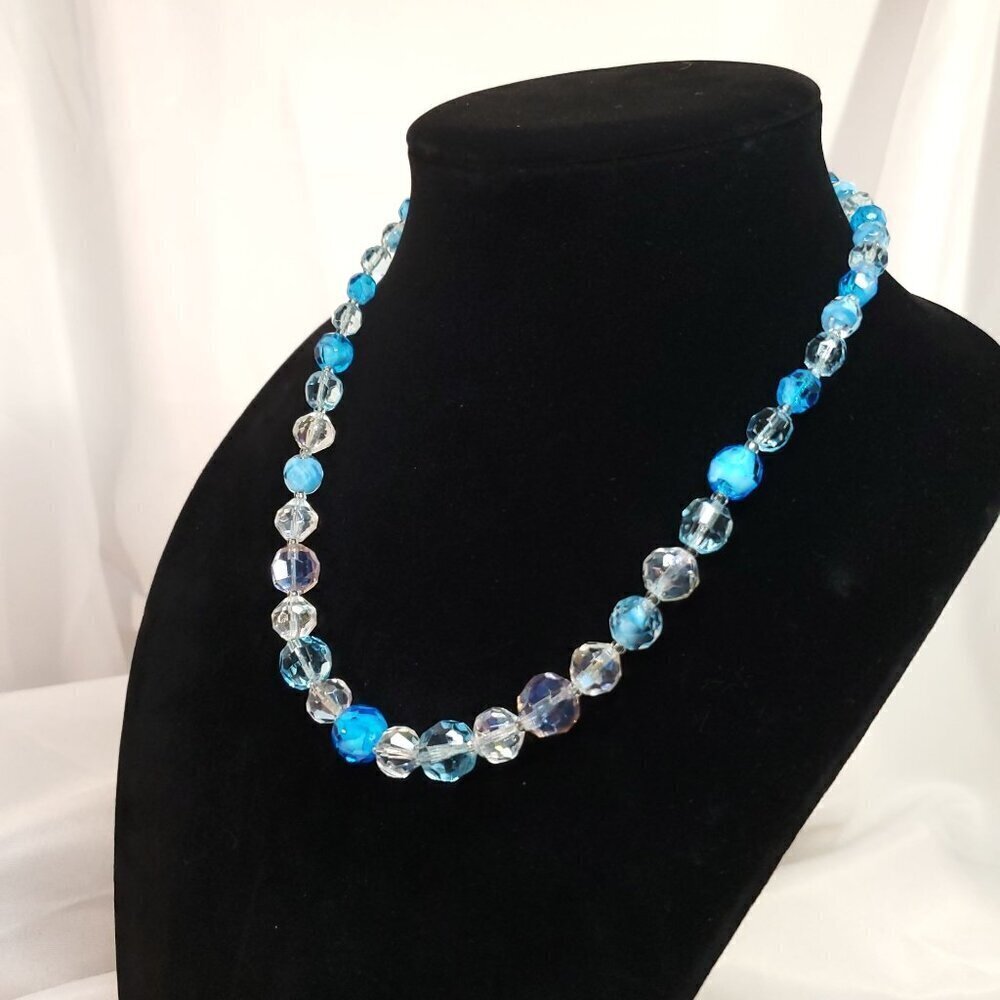 Vintage Lisner Blue and white Glass Bead Necklace & Earrings Set Aurora Borealis - Picture 6 of 16